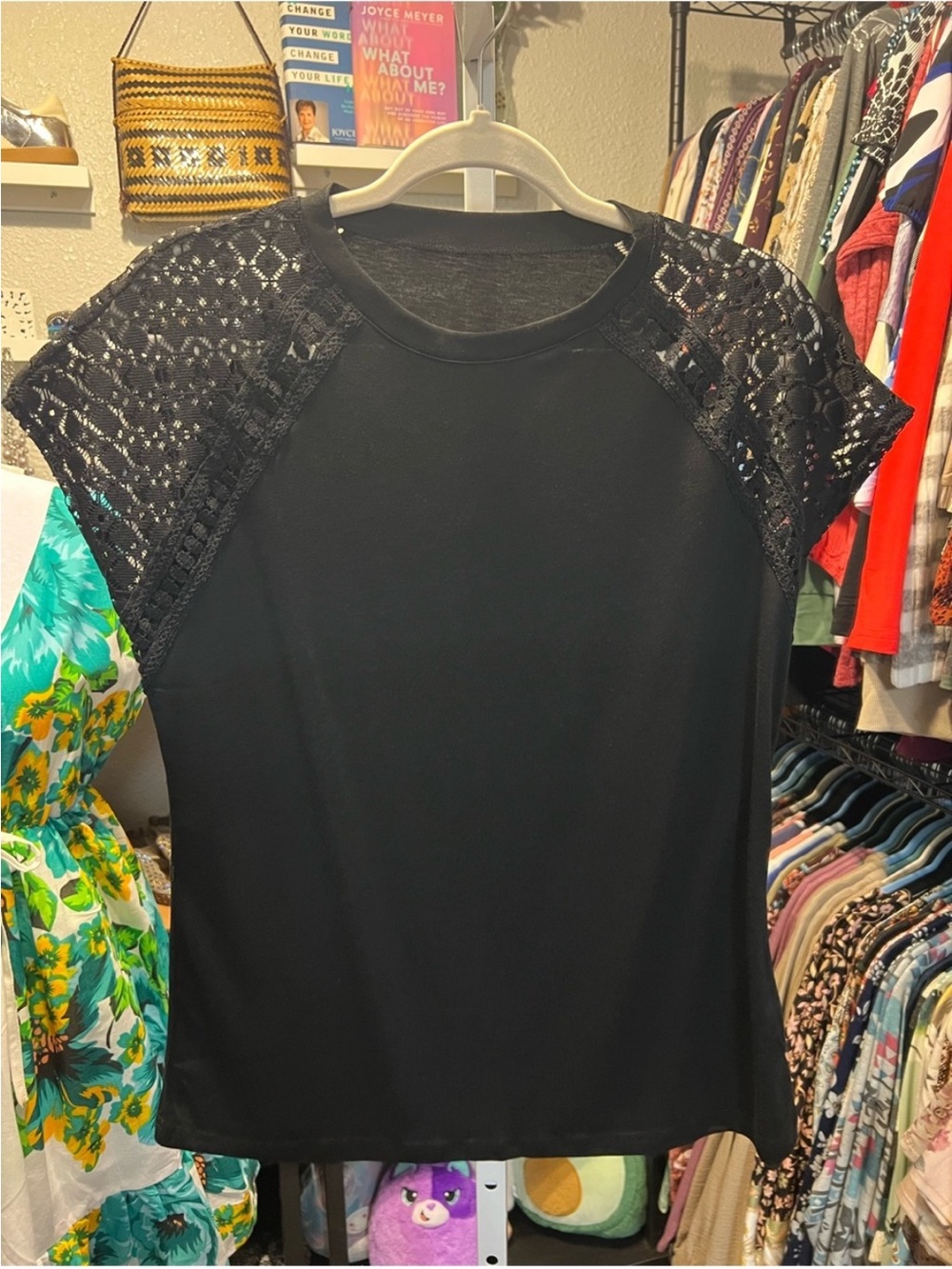 🎯 2/$5 Women's Black Lace Sleeve Short Sleeve Top - Picture 2 of 4
